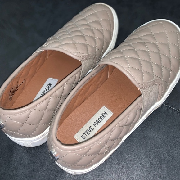 Steve Madden shoes - Picture 1 of 2